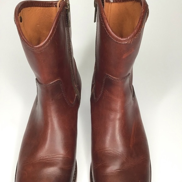 Frye Melissa Button Short Boots in Redwood Size 6. - Picture 11 of 11